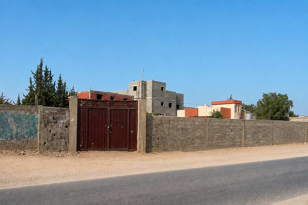 Land for Sale | 1,400 sq.m² | Ain Zara, Al-Kuhaili